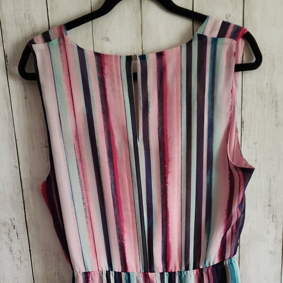 Colorful Ruffle Dress - Picture 5 of 6